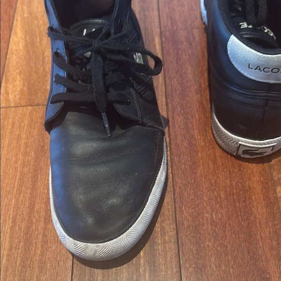 Lacoste Black and White Sneakers with Comfortable Design - Picture 5 of 8